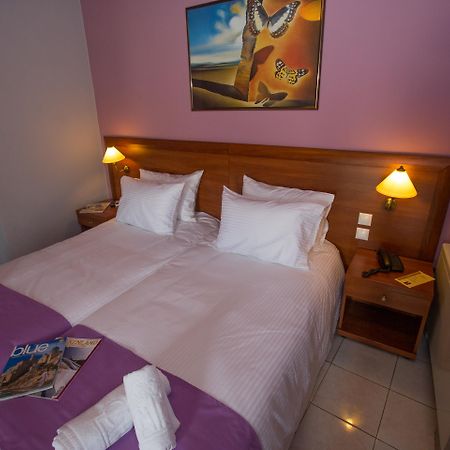 Mirabel Citycenter Hotel Argostóli Extérieur photo