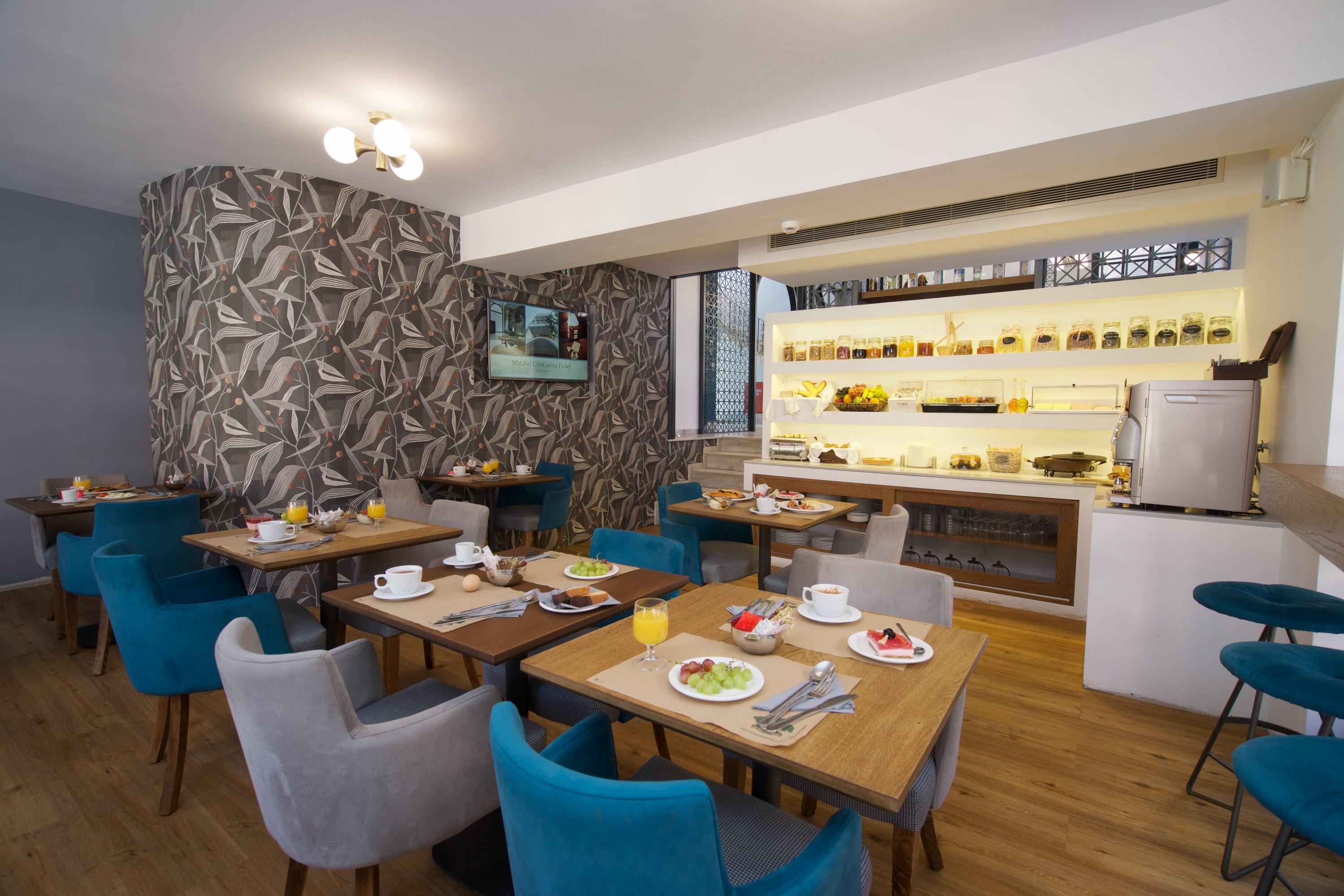 Mirabel Citycenter Hotel Argostóli Extérieur photo